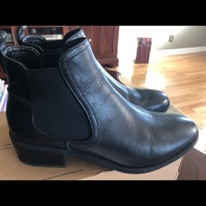 Steven Madden Dicey Booties